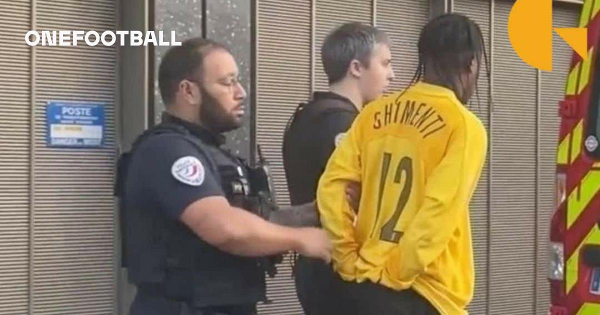 Rapper Travis Scott arrested wearing Juventus 2004-05 Chimenti shirt