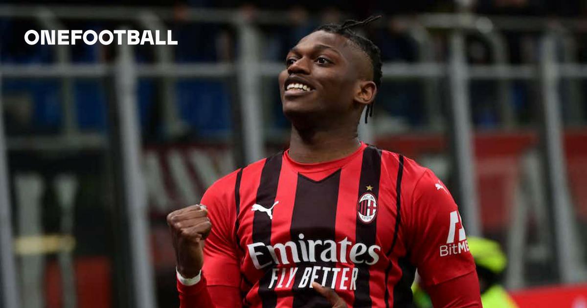 Report: PSG Eyes AC Milan's Rafael Leão to Inject Youth Into Its