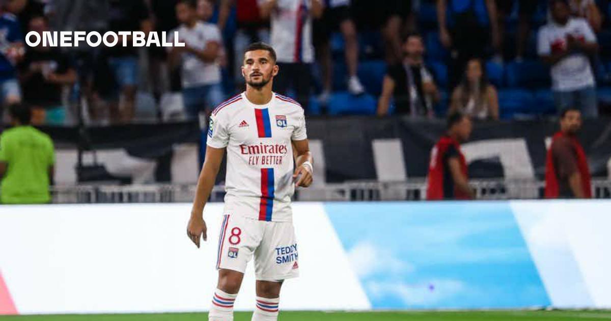 Lyon set to offer Houssem Aouar a new contract
