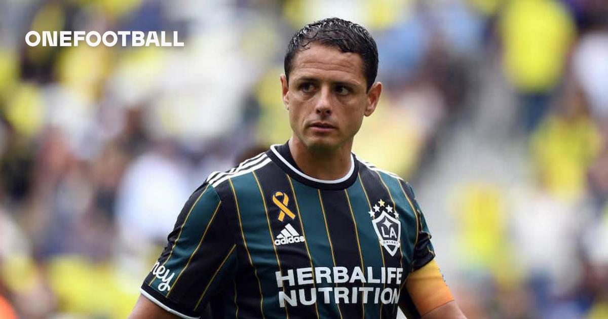 Chicharito's consolation prize, big contract with LA Galaxy after