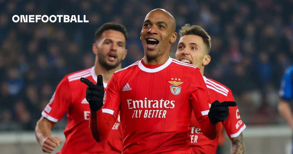 Cinco jogos seguidos a marcar na Champions. João Mário só superado por  Eusébio - Renascença