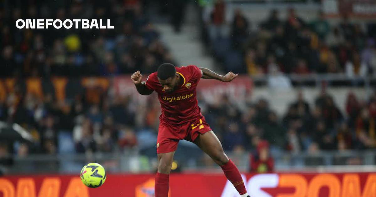 Rome Italy 2023 Georgino Wijnaldum Roma Score Goal Celebrate Team