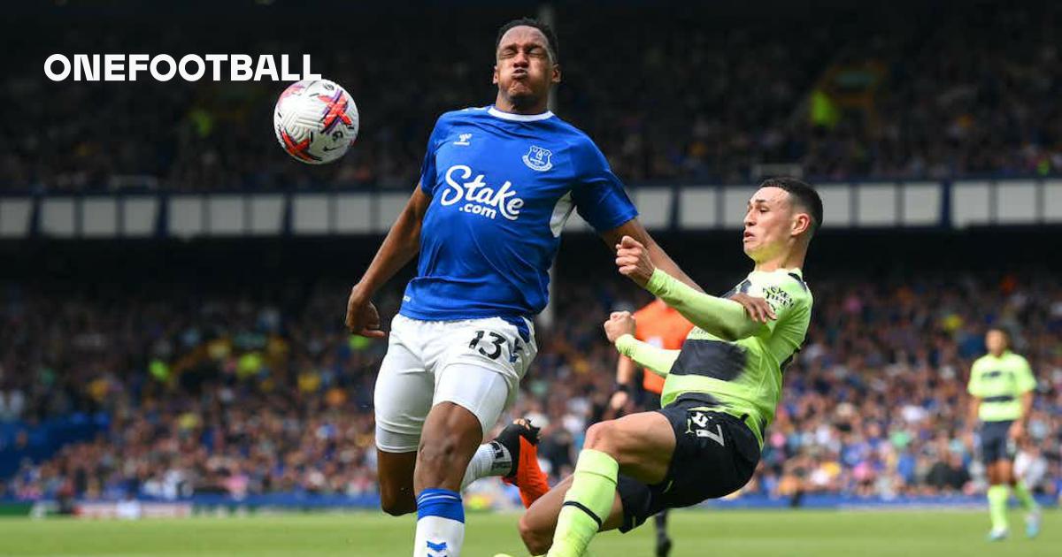 Serie A side Cagliari pushing to sign Yerry Mina - Get Italian Football News