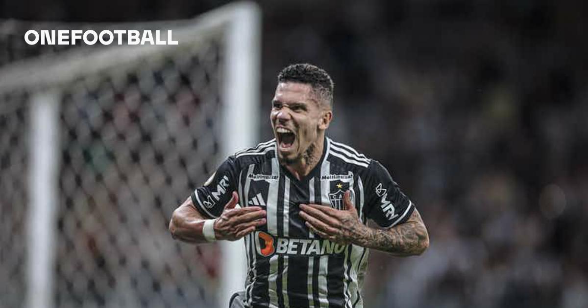 Paulinho pode completar 50 jogos pelo Galo