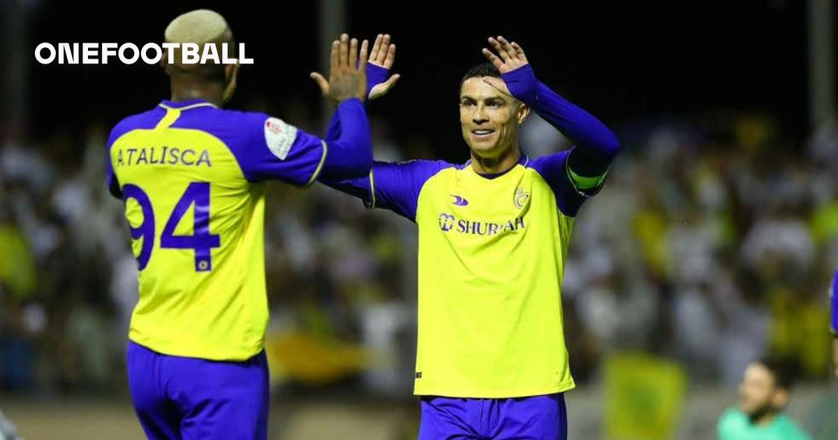 Com mosaico para Cristiano Ronaldo, Al-Nassr vence o Damac pelo