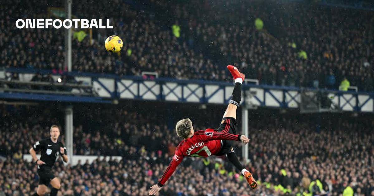 Manchester City quebra o jejum de vitórias e vence o Luton Town de virada  na Premier League