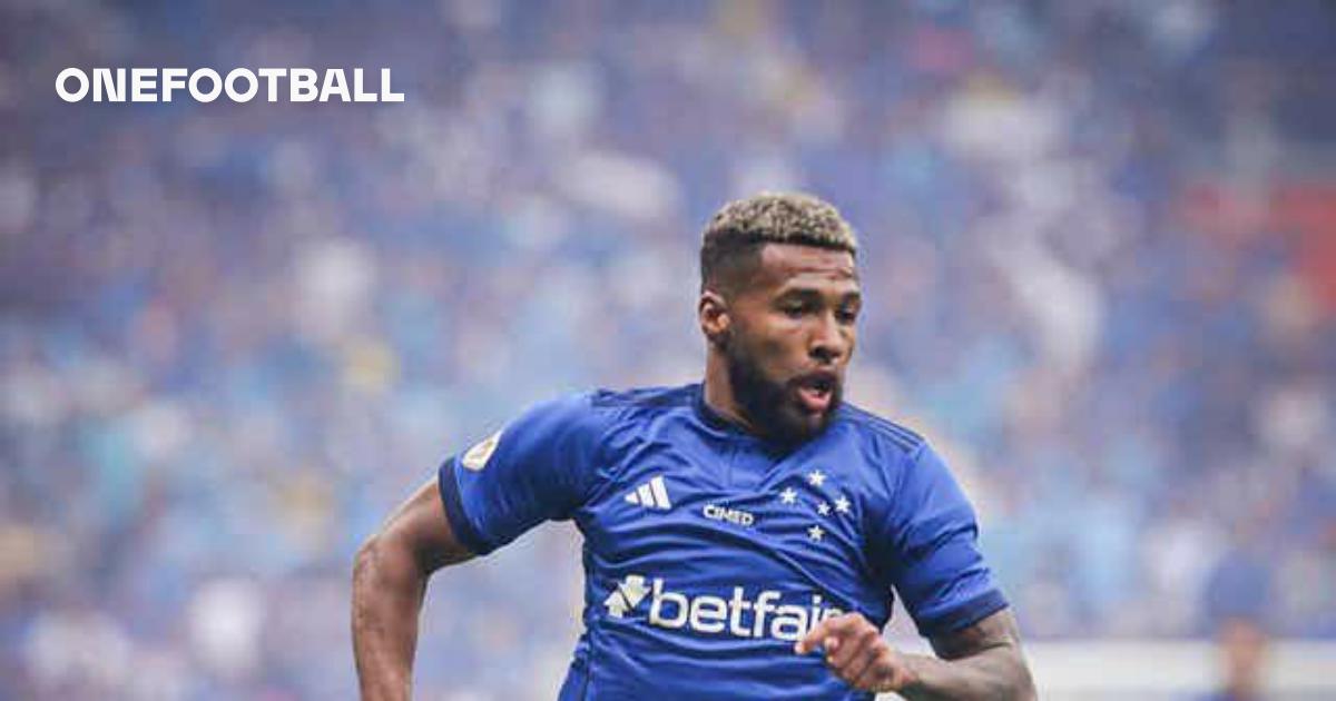 Cruzeiro estuda empréstimos de atacantes Wesley e Paulo Vitor