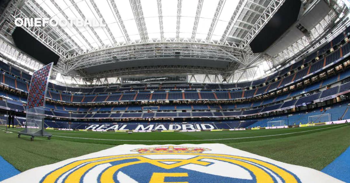 📸 Santiago Bernabéu ready for Man City with closed roof and 360° screen ...