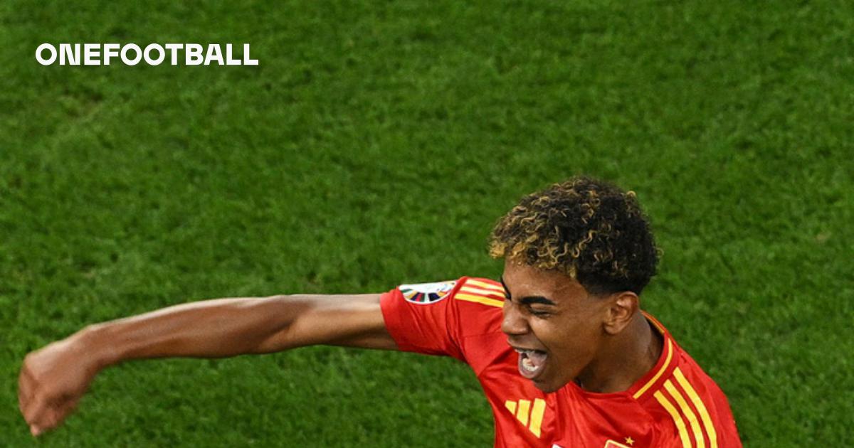 Lamine Yamal comemora gols com referência ao bairro onde nasceu
