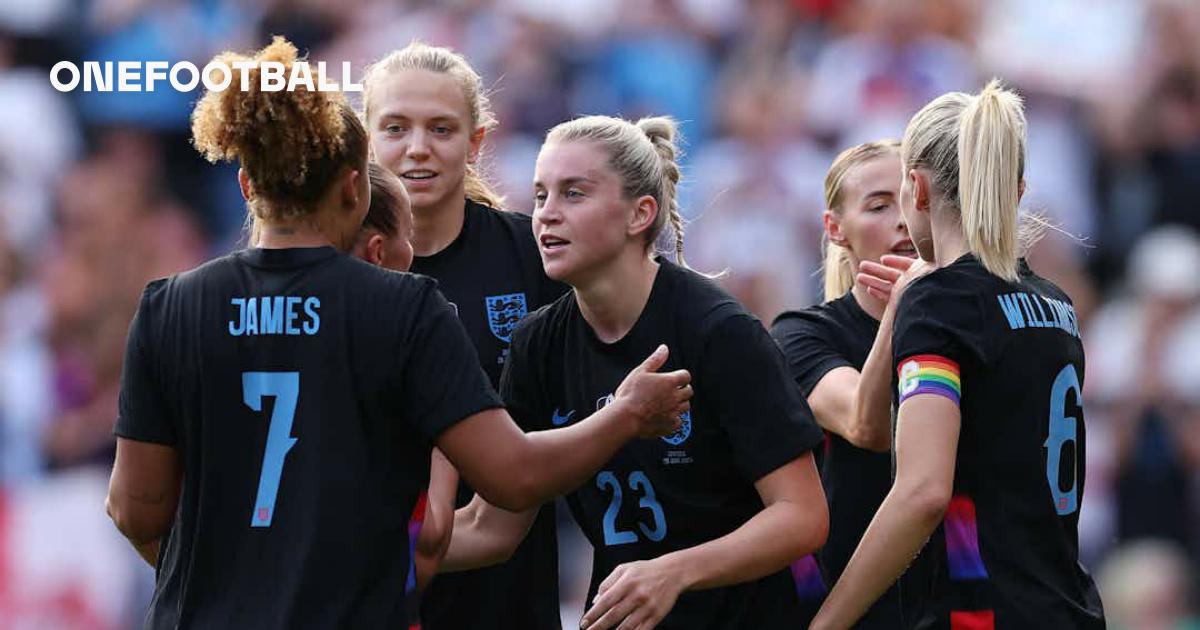 🚨 USA comfortably beat Ireland; England ease to victory over Jamaica