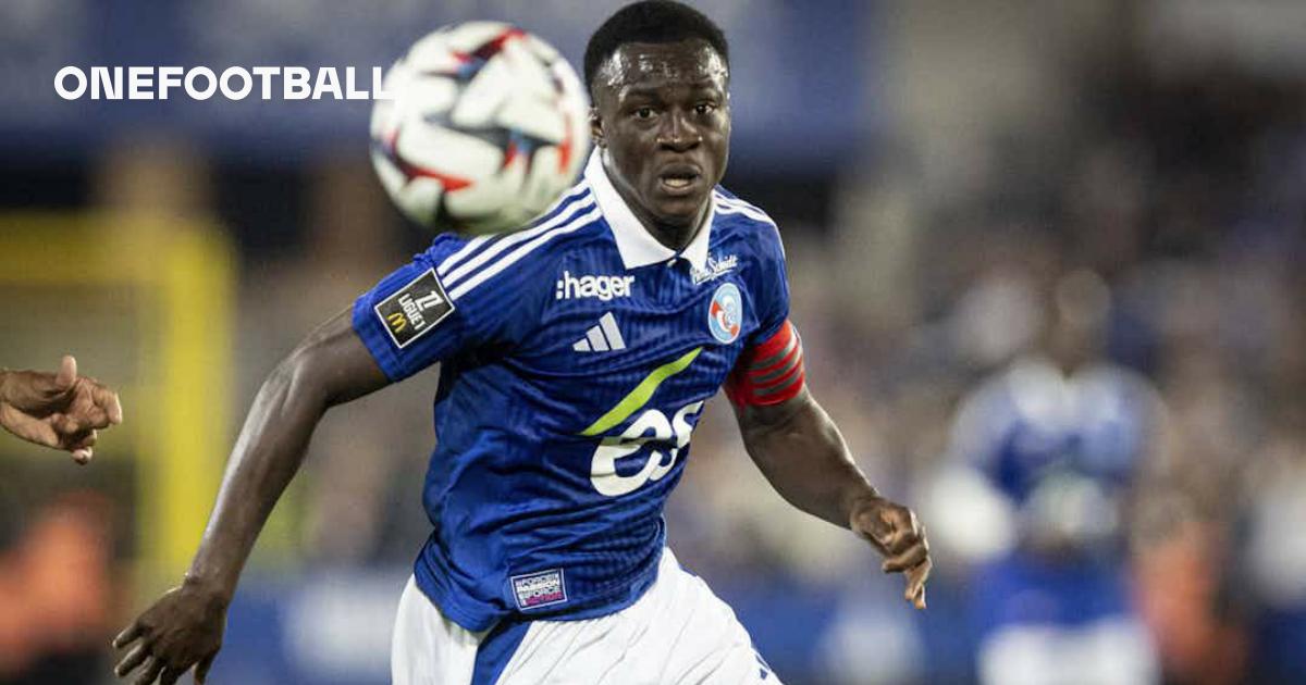 Report: Sunderland smash transfer record for Strasbourg midfield talent