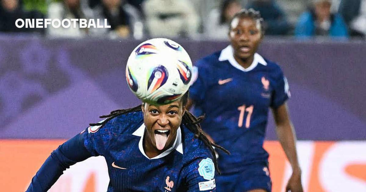 📝 France soar again, thrash history-making Wales