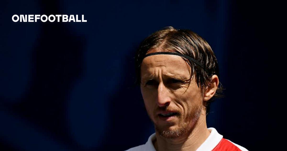 Official: Modric bids farewell to Real Madrid before Milan move | OneFootball