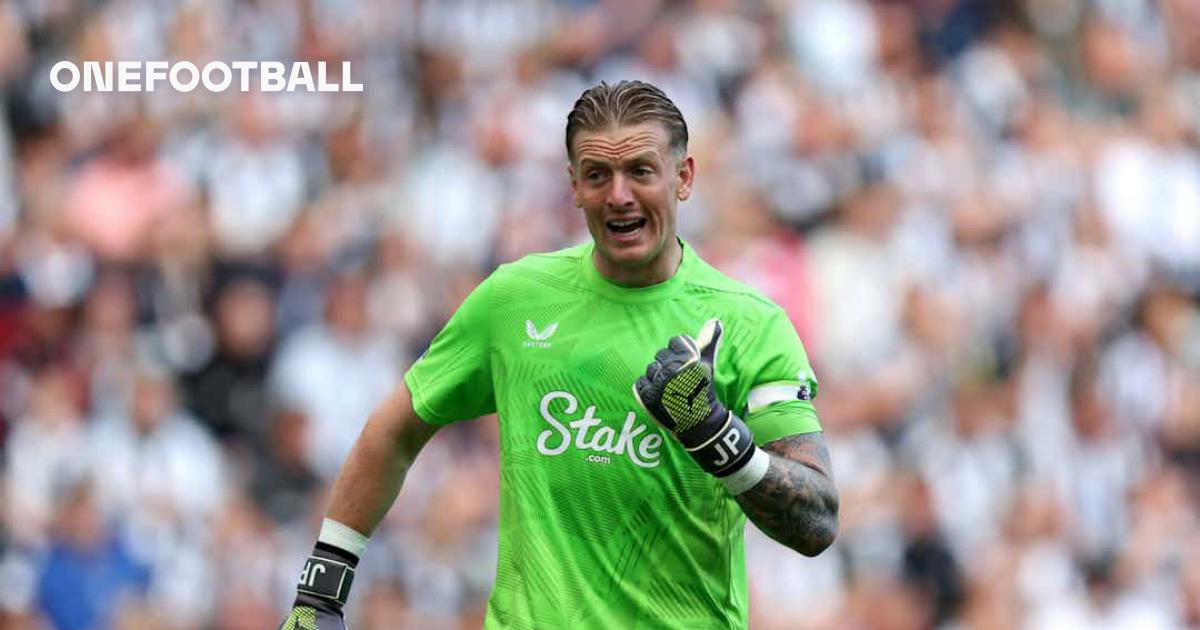 Everton's Guardian: Jordan Pickford Set to Sign Long-Term Deal Amidst Challenges