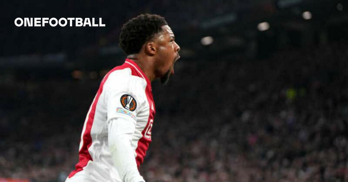 The former young Arsenal refusing to be forced to leave Ajax