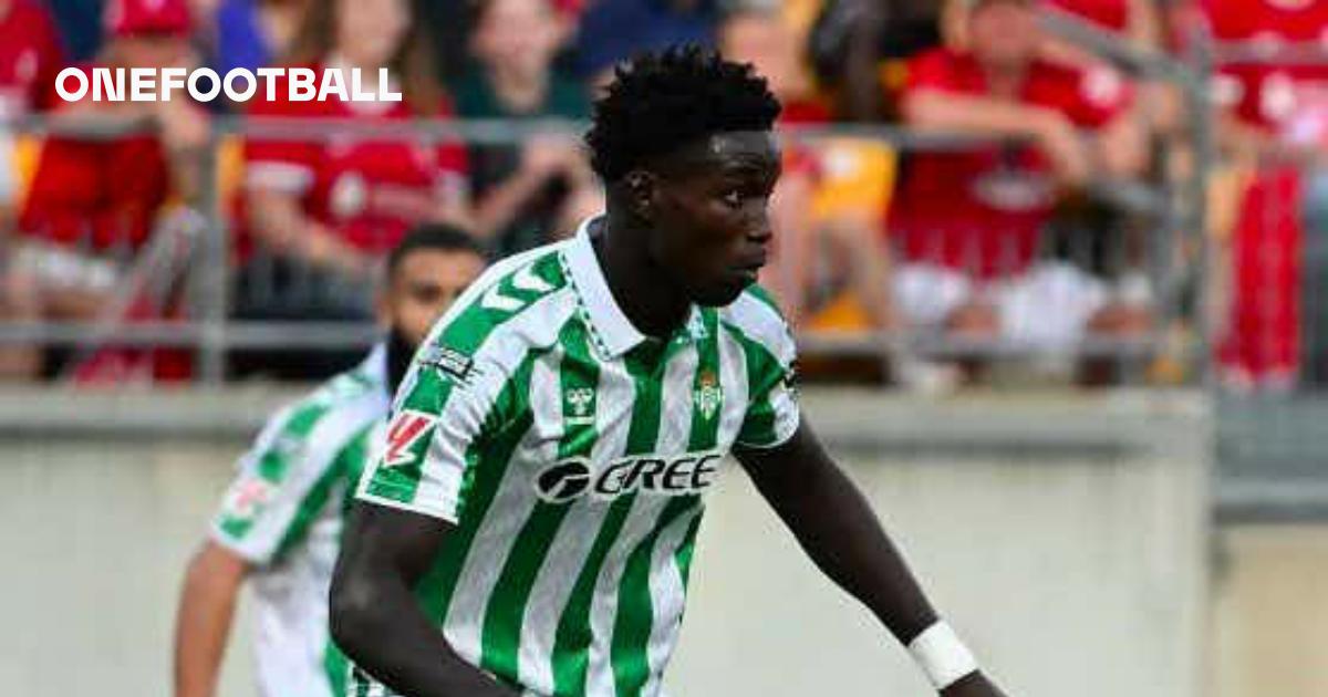 Efectivo Betis: la transferencia de Nobel Mendy a Rangers cae