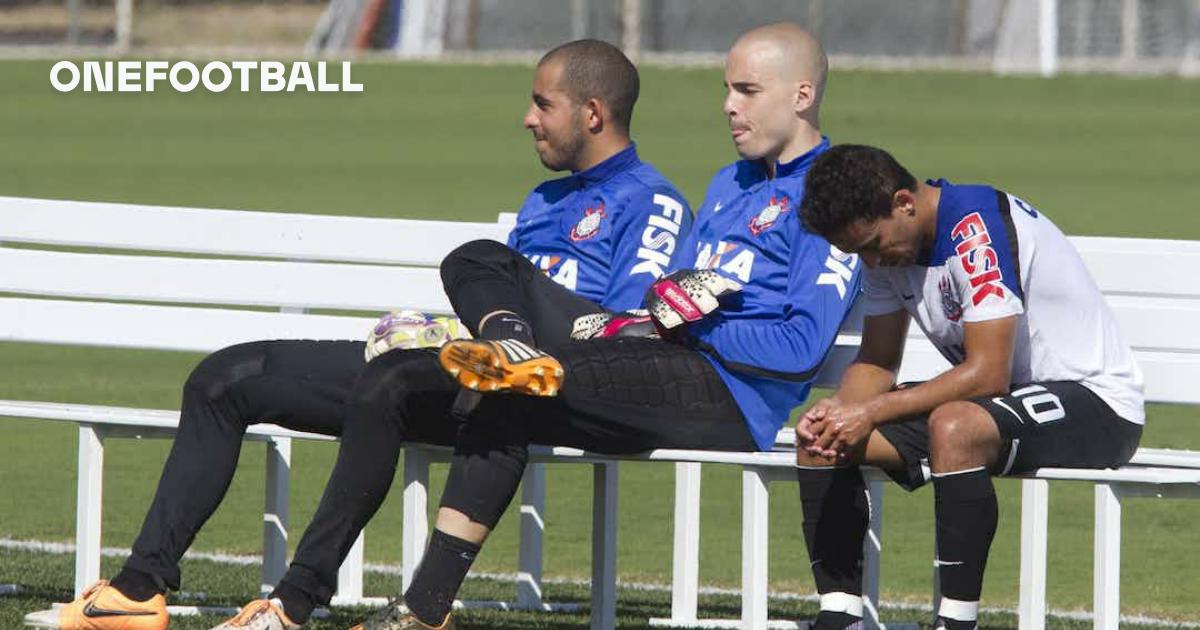 Ex-Corinthians, goleiro pode ser campeão da Champions League