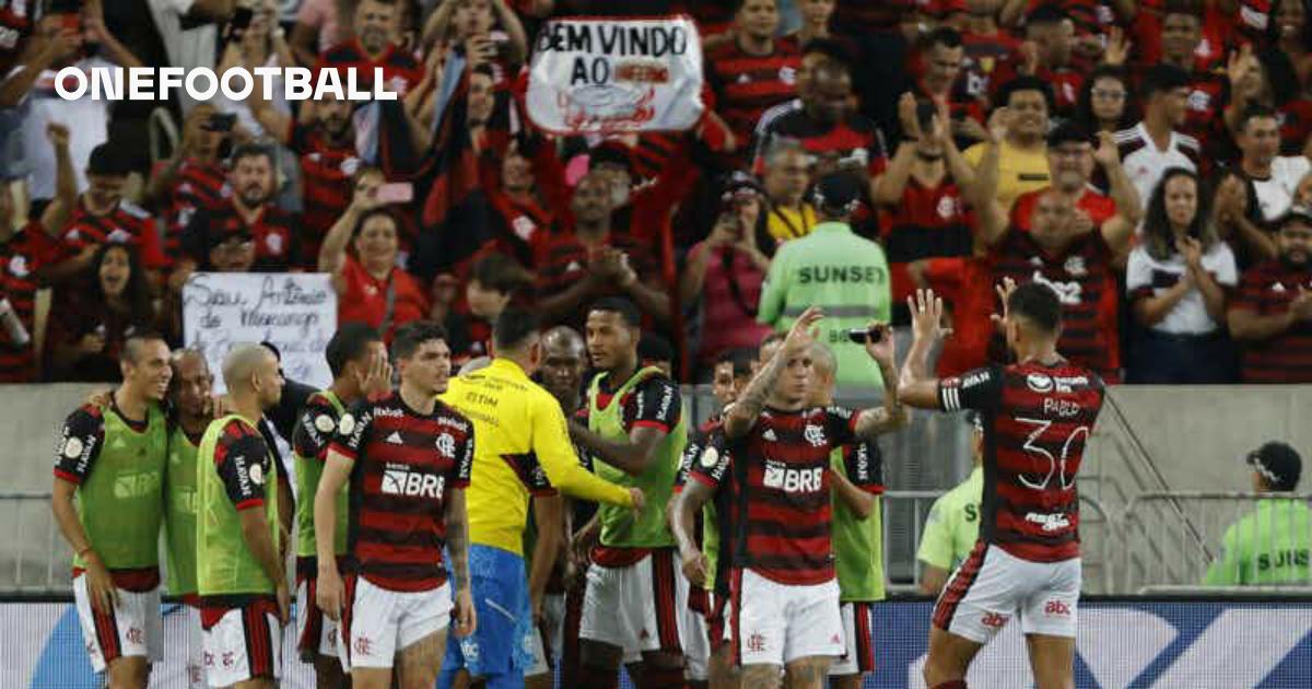 Em alta, Cebolinha decidiu último Flamengo x Atlético no Maracanã