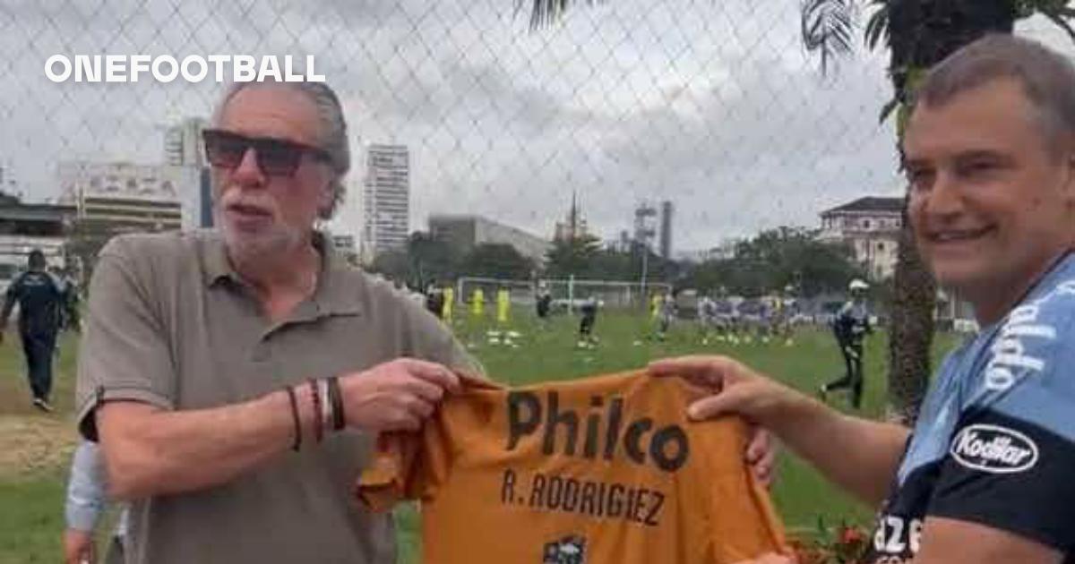 Campeão e goleador na Índia, Elano volta ao Santos para últimos