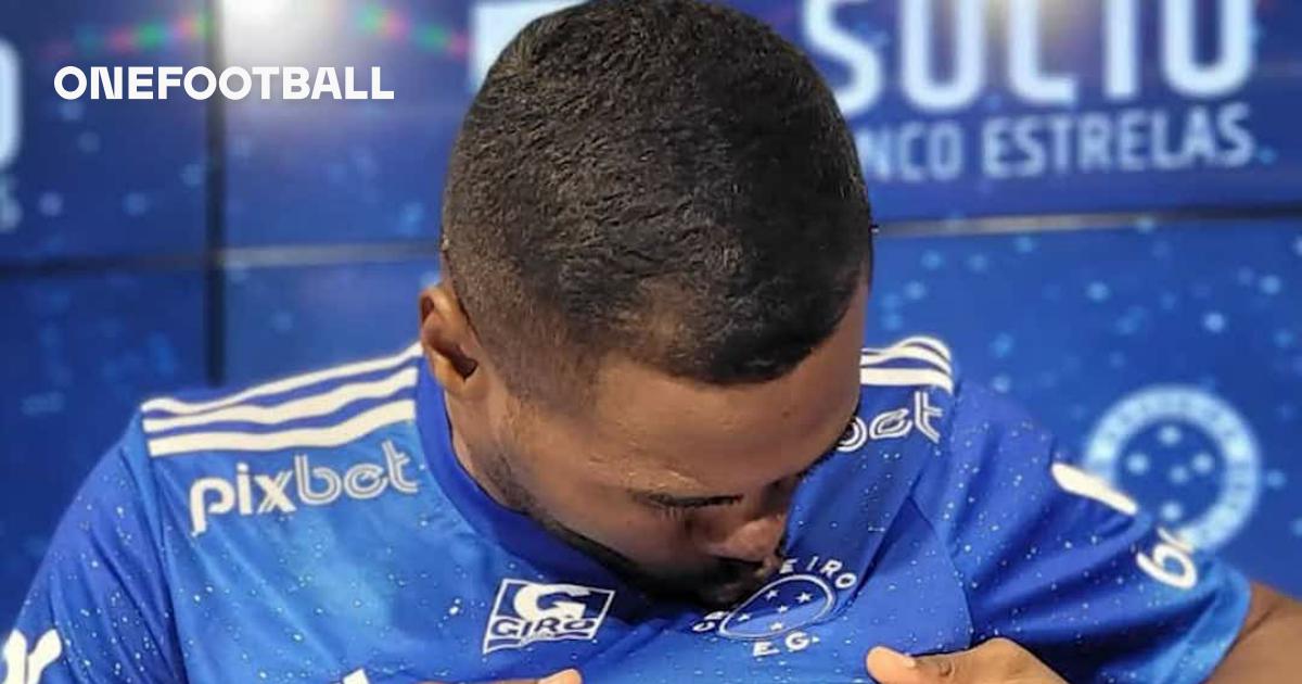 Criticado por torcedores do Cruzeiro, Nikão apaga perfil no Instagram -  Superesportes