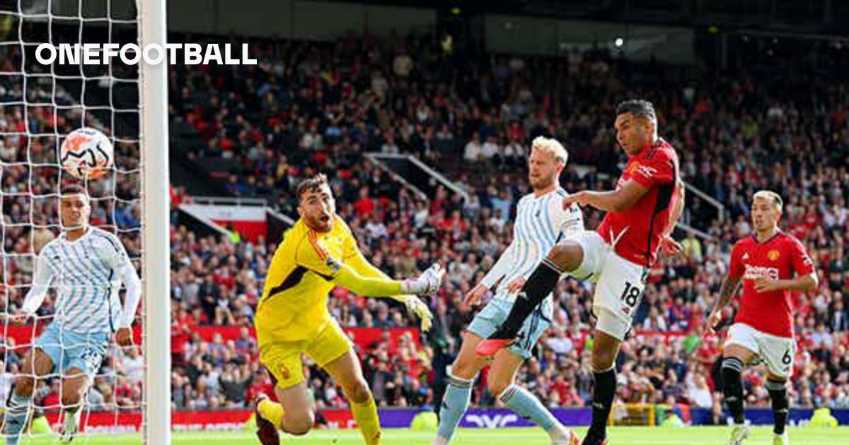 Casemiro marca e garante empate do Manchester United contra o