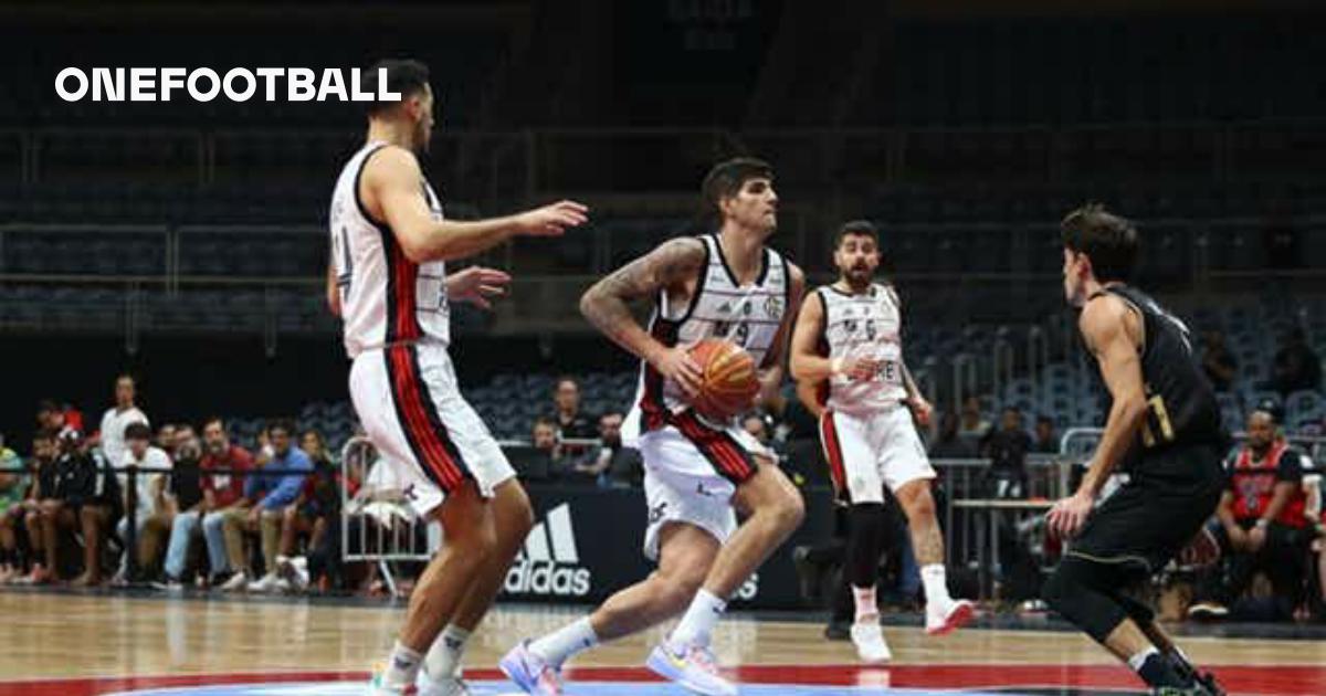 O MUNDO DE NOVO! FlaBasquete sobra no Intercontinental da FIBA e é  bicampeão mundial de clubes - Flamengo