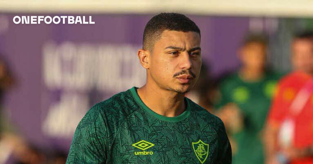 Devid Silva comenta adaptação em estilo de jogo para melhorar