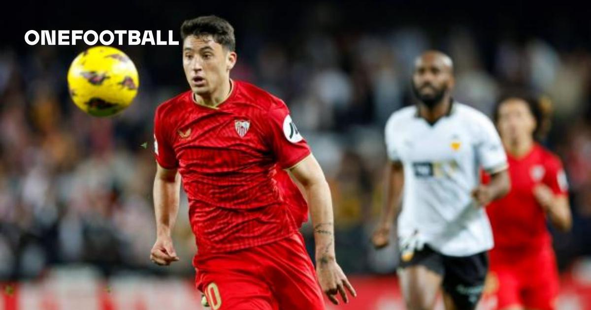 Tottenham and Sevilla Negotiating Contract Renewal for Argentine Forward Alejo Veliz: Guaranteed Playing Time Clause at Stake
