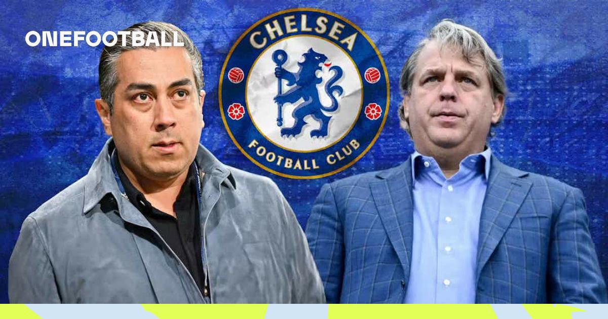 The journalist explains why Chelsea will be one of the busiest clubs for the end of the transfer window