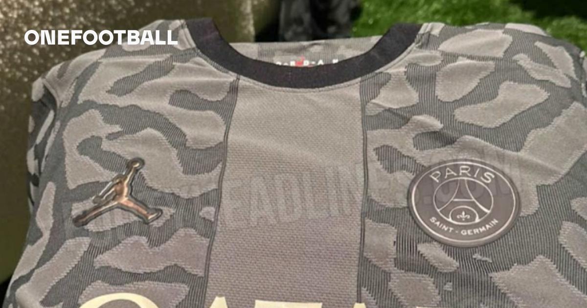 Club : Le troisième maillot du PSG leaké par Travis Scott