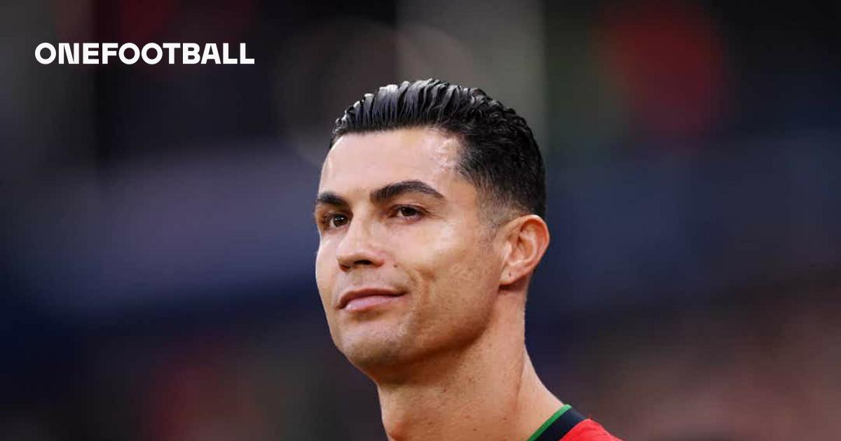 Cristiano Ronaldo debuts as a YouTuber and surpassed Messi in two hours