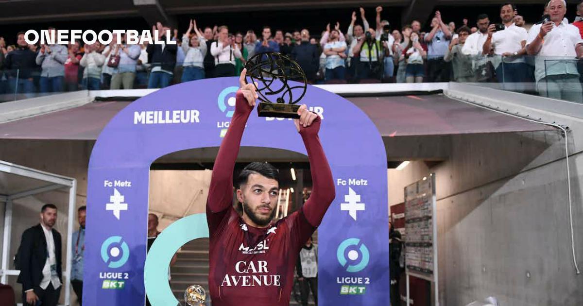 FC Metz : le premier maillot de Georges Mikautadze en Ligue 1 aux enchères  ! - Socios FC Metz