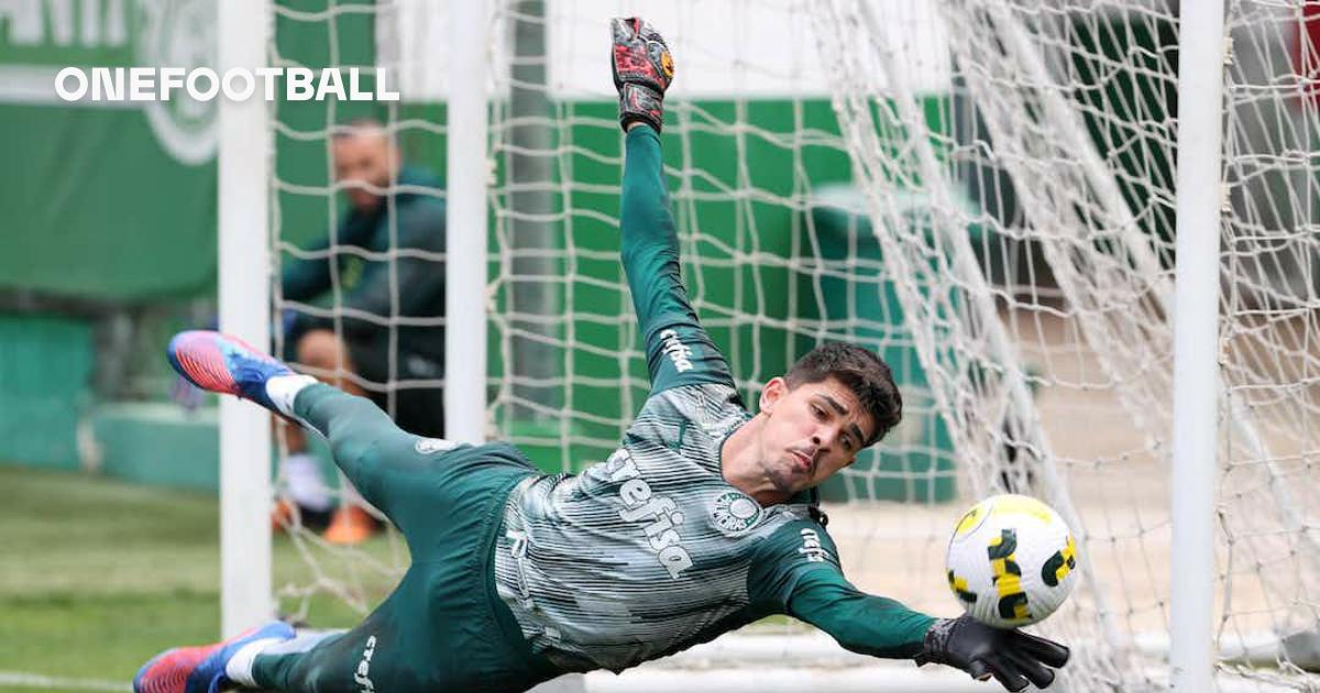 Palmeiras encaminha venda de Iván Angulo para o Orlando City