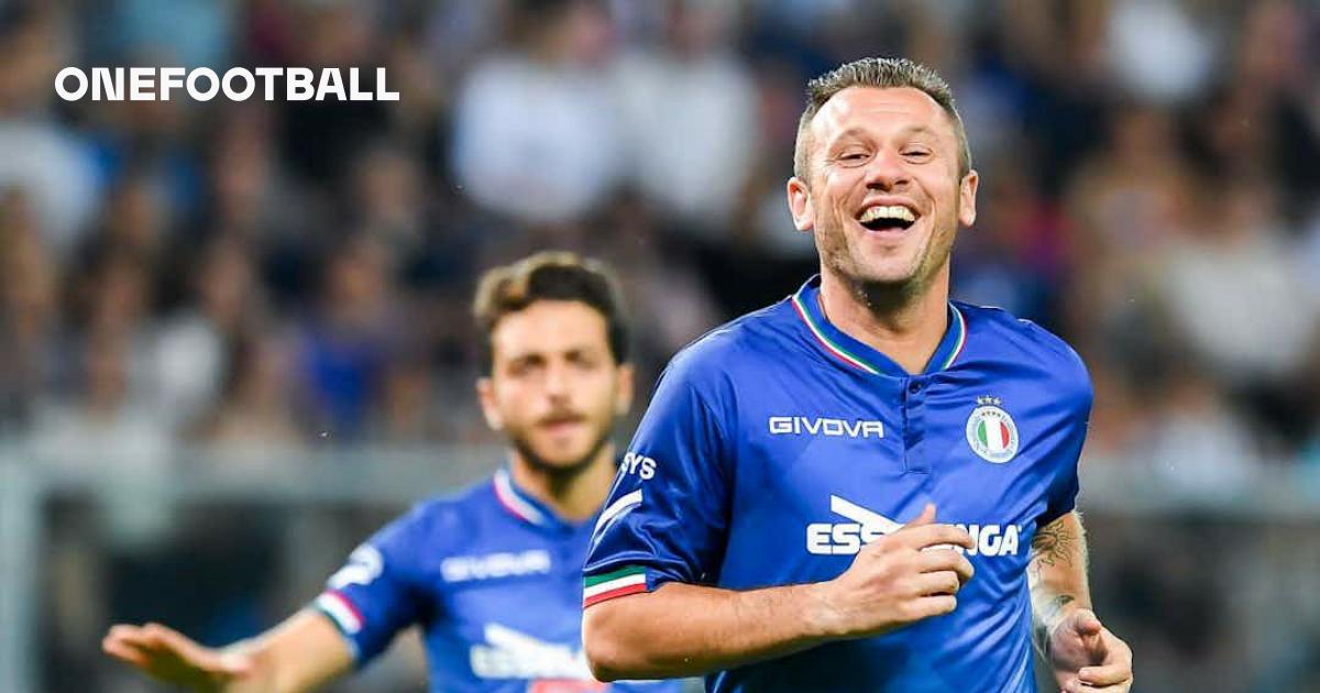 onefootball.com