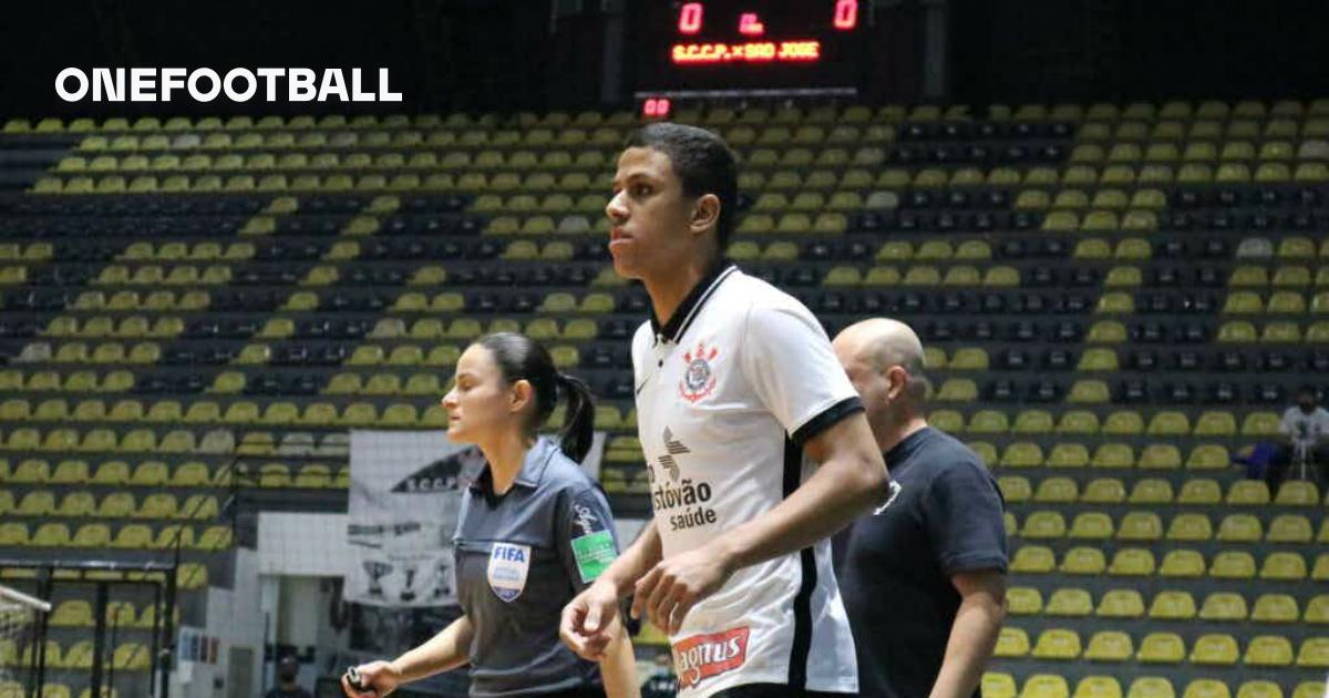 Corinthians goleia o Guarujá no Campeonato Paulista de Futsal Sub-20