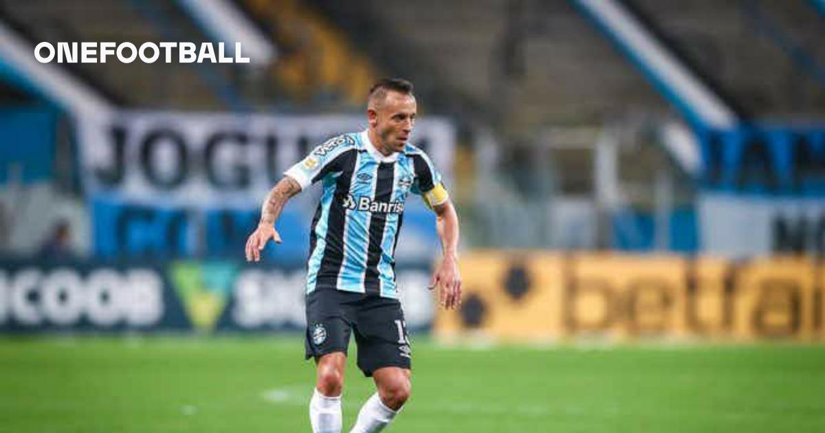 Rafinha é expulso após derrota para o Santos e desfalca o Grêmio por dois  jogos Mercado