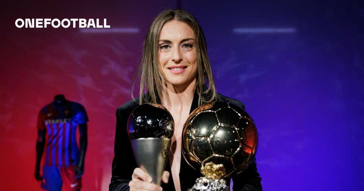 Alexia Putellas leva Bola de Ouro de melhor jogadora do mundo