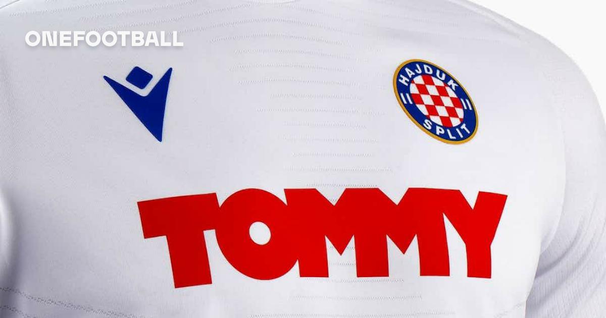 Camisa titular do Hajduk Split 2022-2023 é revelada pela Macron