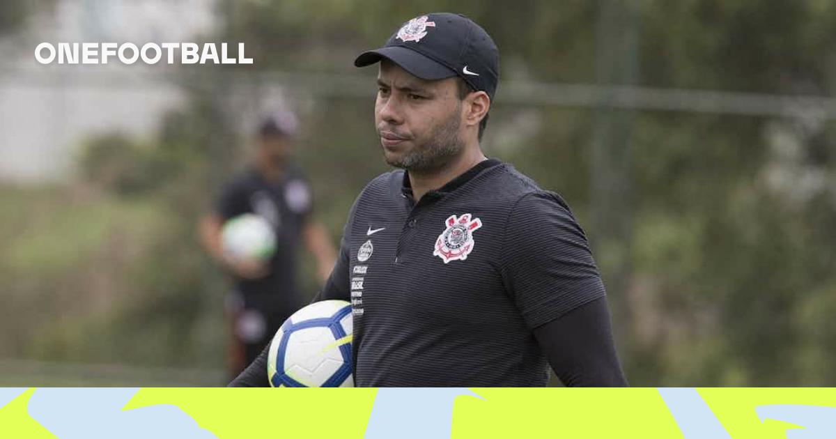 Craque do Liverpool no Corinthians? Jair Ventura nega que tenha barrado  contratação de jogador – SouTimão.com.br