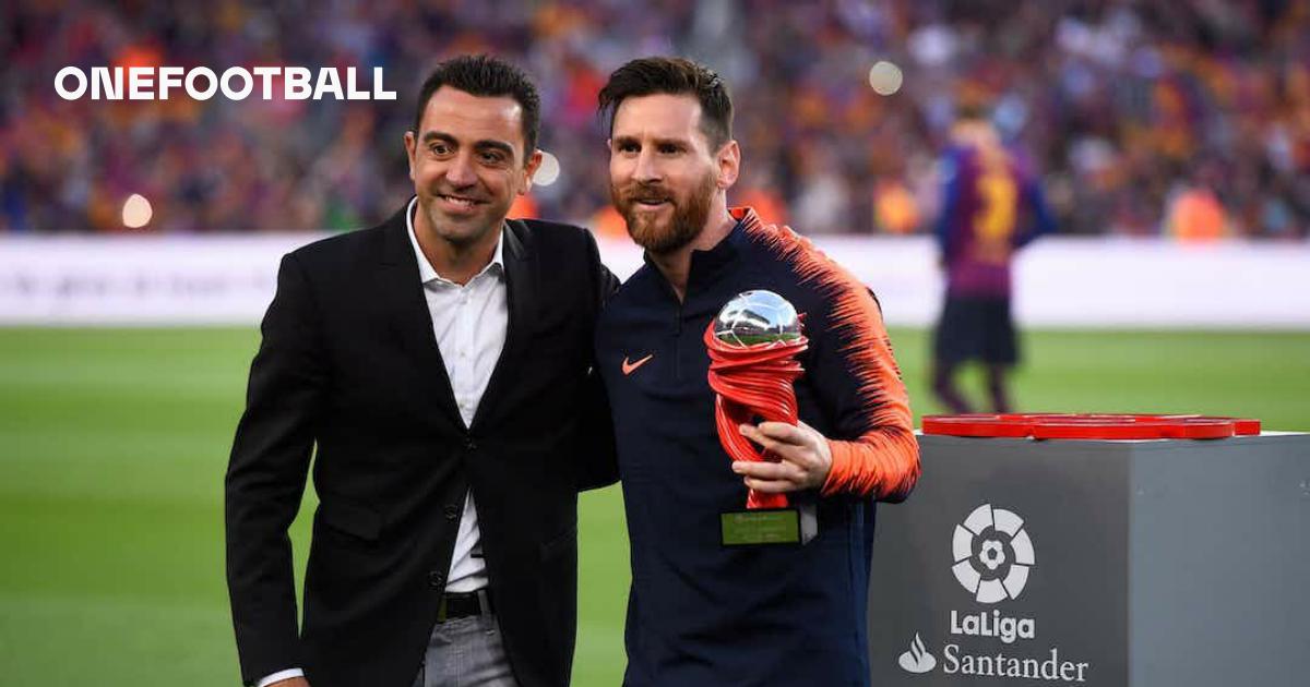 Xavi pede apoio da torcida do Barcelona para jogo decisivo contra o Porto