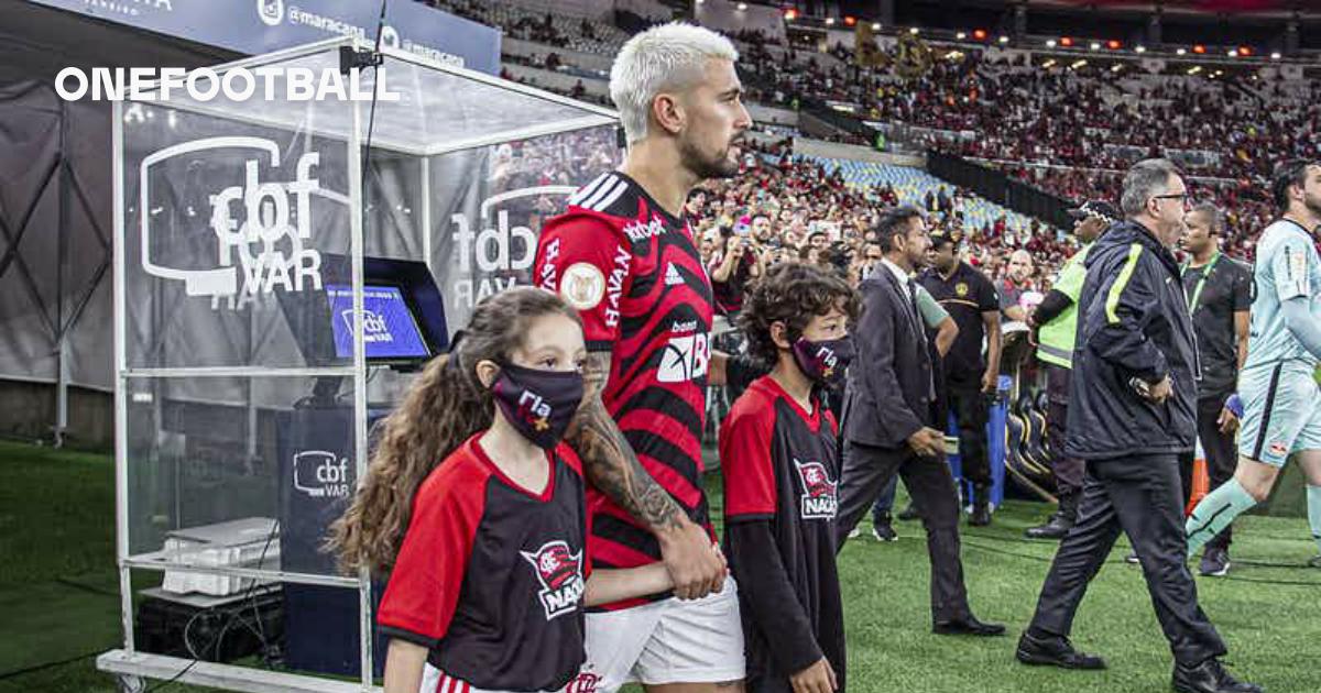 Flamengo se mantém entre finalistas no prêmio de melhor clube do mundo -  Coluna do Fla