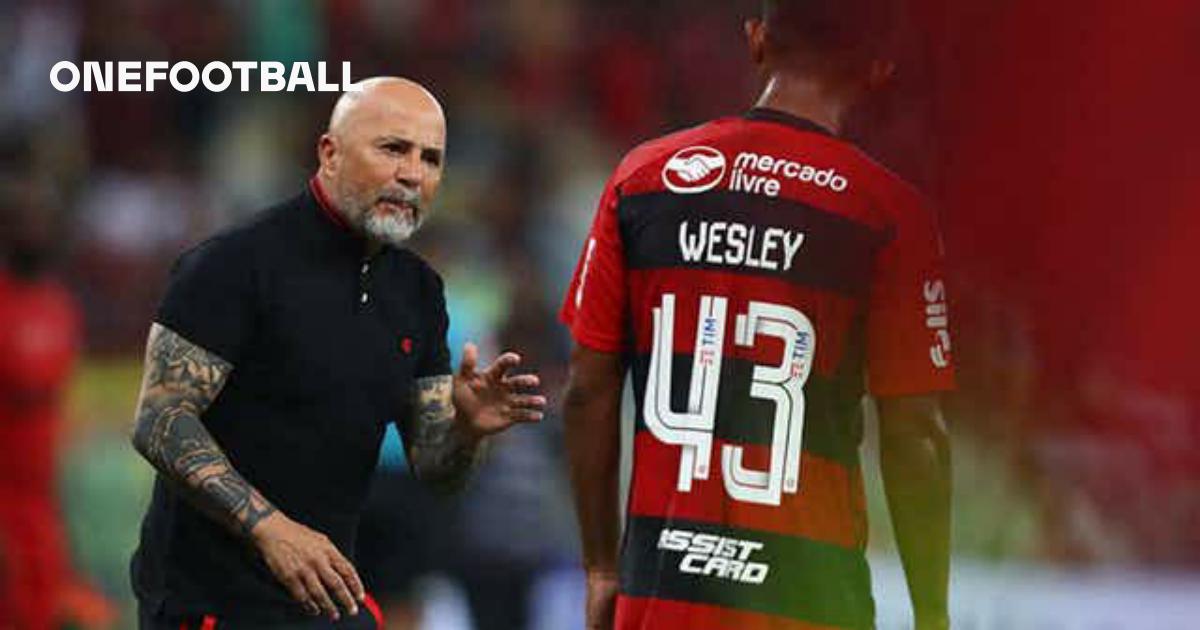 Wesley suspenso para a volta contra o Grêmio, este seria seu