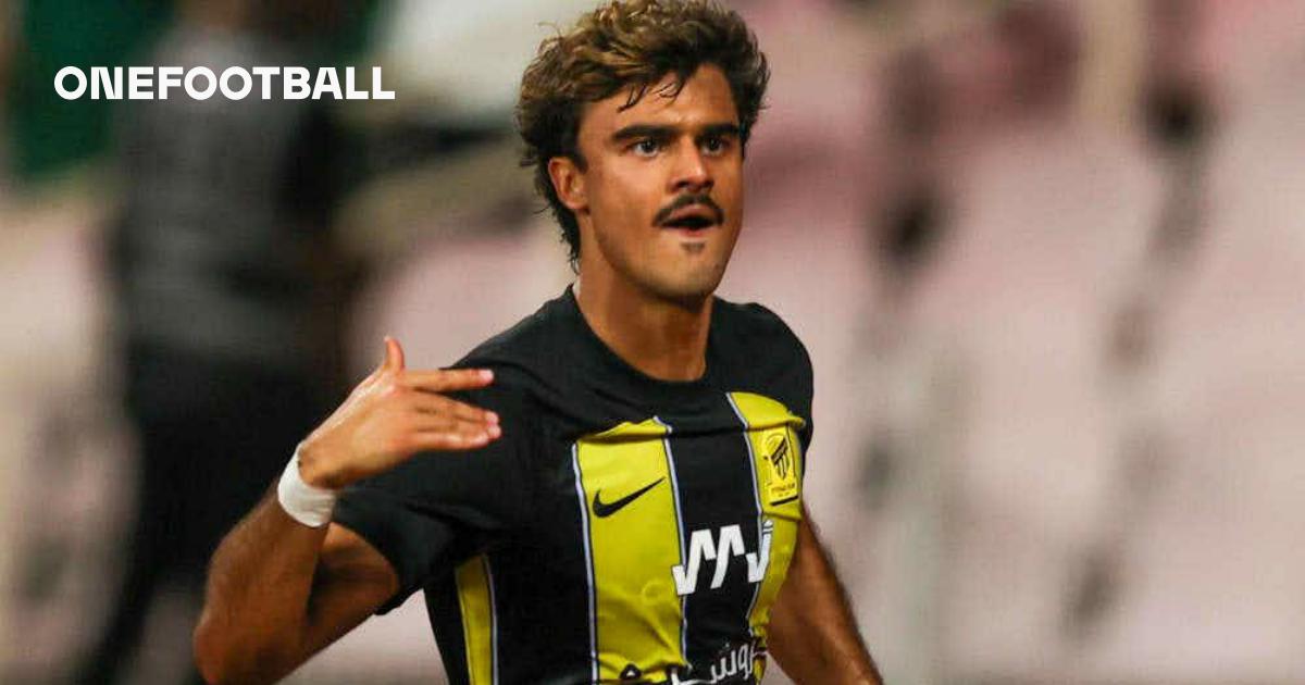 Jota volta a ser decisivo no Al Ittihad ao dar triunfo frente ao