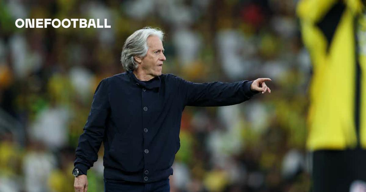 onefootball.com