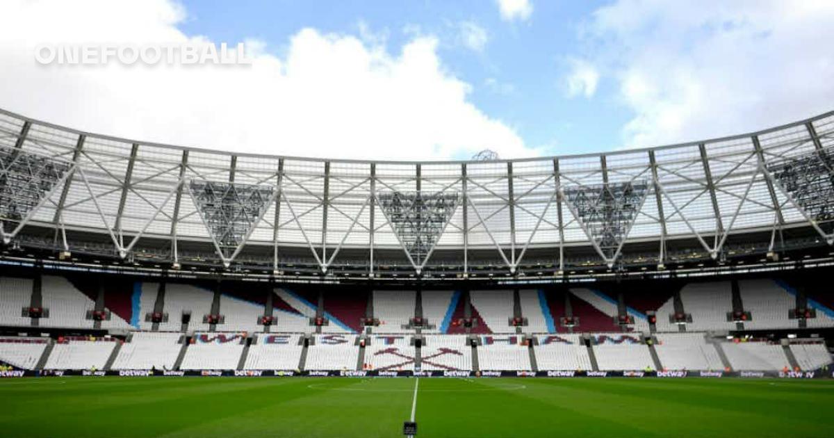 West Ham Could Show Fans Live At The Stadium Via Zoom Onefootball