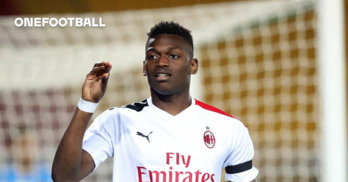 Milan S Rafael Leao Pours Cold Water On Transfer Rumours Onefootball