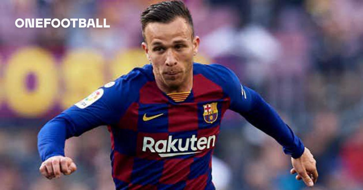 Barcelona refusing to release Arthur to Juventus - OneFootball
